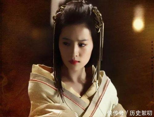 女帝登基后反派的我死在她怀中,反派我命丧怀中